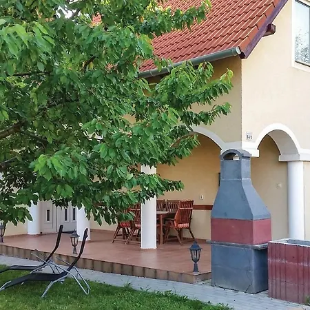 Apartmán Stunning In W/ Wifi And 2 Bedrooms *